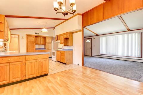 203 Eisenhower Dr, Philo, IL 61864 photo 17