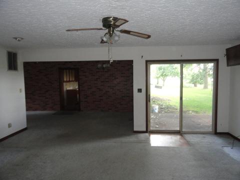 309 N Walnut St, Arrowsmith, IL 61722 photo 13