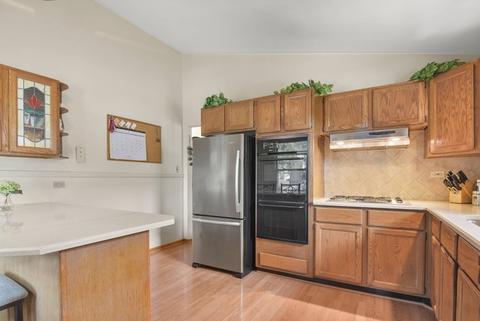 2301 Oak Ln, Rolling Meadows, IL 60008 photo 5