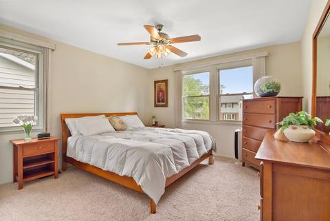 2301 Oak Ln, Rolling Meadows, IL 60008 photo 12