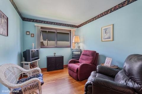 835 Kings Point Dr, Addison, IL 60101 photo 9