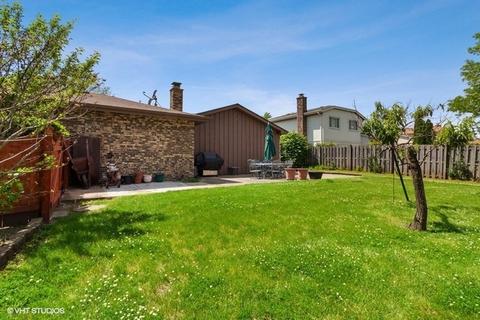 835 Kings Point Dr, Addison, IL 60101 photo 16