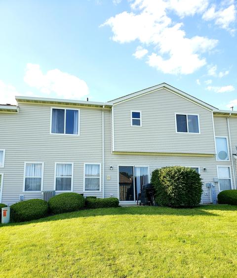 21557 Eich Dr, Crest Hill, IL 60403 photo 3