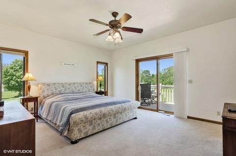 17801 Springbrook Cir, Union, IL 60180 photo 6