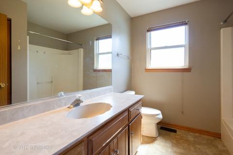 4706 Mallard Ln, Plainfield, IL 60586 photo 8