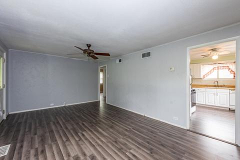 920 21st St, Zion, IL 60099 photo 5
