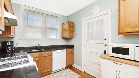 1114 Maple Ave #C1, Evanston, IL 60202 photo 10