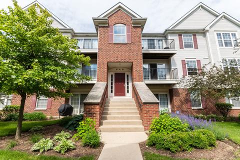 640 Mill Cir #204, Wheeling, IL 60090 photo 2
