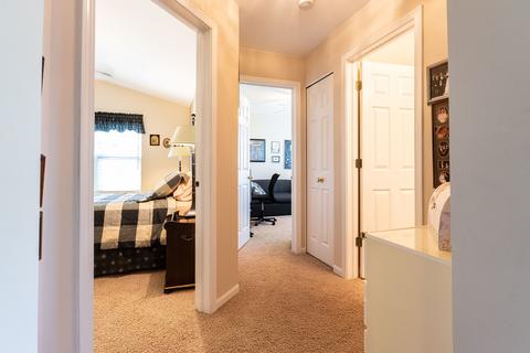 640 Mill Cir #204, Wheeling, IL 60090 photo 14