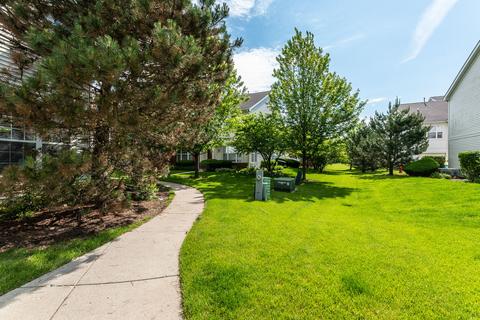 640 Mill Cir #204, Wheeling, IL 60090 photo 24