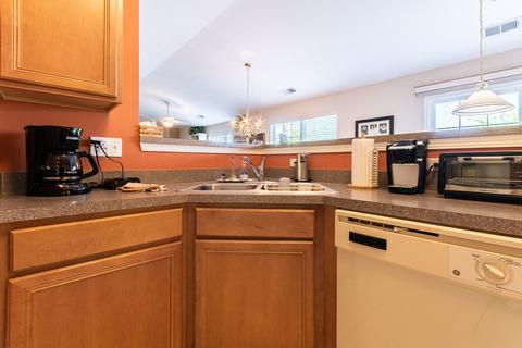 640 Mill Cir #204, Wheeling, IL 60090 photo 20
