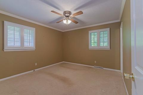105 Gladys Dr, Normal, IL 61761 photo 9
