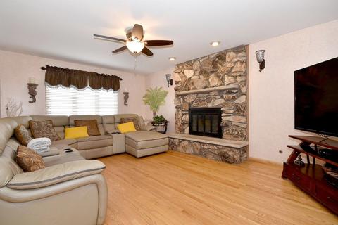 3210 Harrison St, Glenview, IL 60025 photo 16