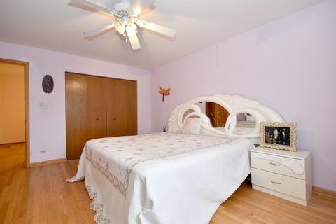 3210 Harrison St, Glenview, IL 60025 photo 32