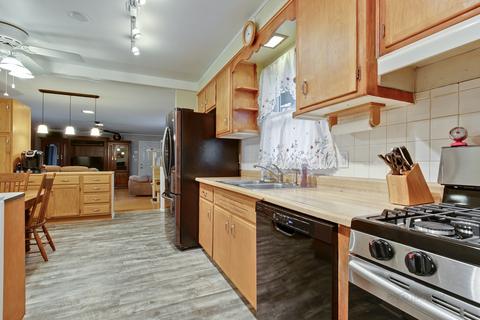 5003 Willow Ln, Mchenry, IL 60050 photo 13
