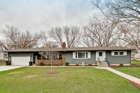 5003 Willow Ln, Mchenry, IL 60050 photo 1