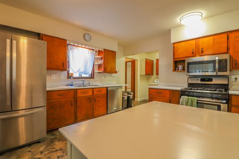 1701 Sandra St, Champaign, IL 61821 photo 10