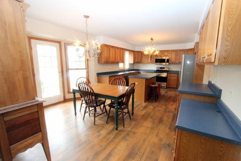 3541 Bunker Hill Dr, Algonquin, IL 60102 photo 5
