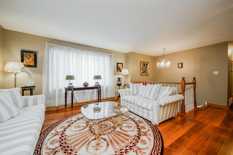 2015 Nottingham Ln, Wheaton, IL 60189 photo 3