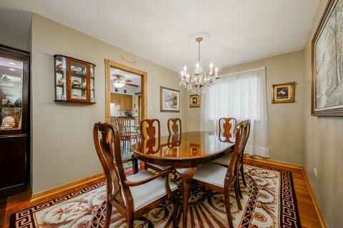 2015 Nottingham Ln, Wheaton, IL 60189 photo 4