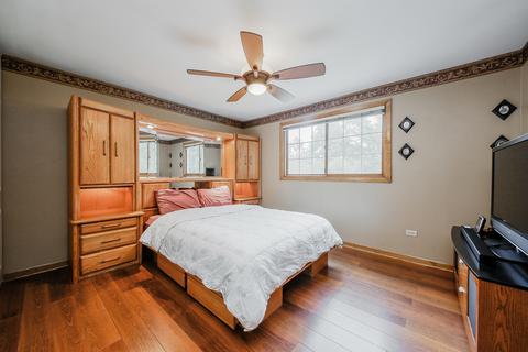 2015 Nottingham Ln, Wheaton, IL 60189 photo 8
