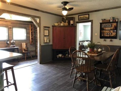 110 E Front St, Mount Morris, IL 61054 photo 10