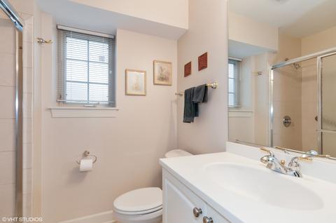 1071 Crest Ave, Addison, IL 60101 photo 16