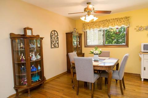 1423 Dawes Ave, Wheaton, IL 60189 photo 3