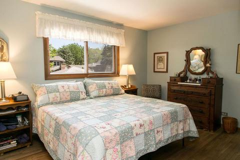1423 Dawes Ave, Wheaton, IL 60189 photo 5