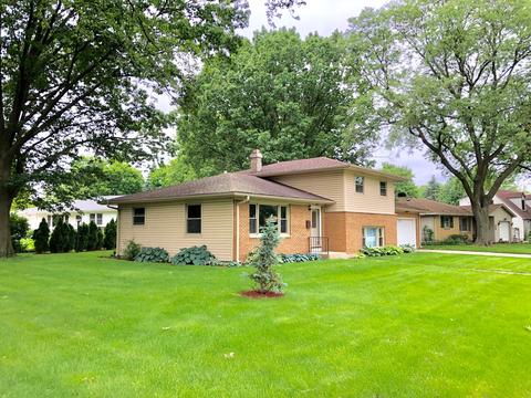 208 S Jane Dr, Elgin, IL 60123 photo 2