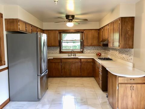 208 S Jane Dr, Elgin, IL 60123 photo 6