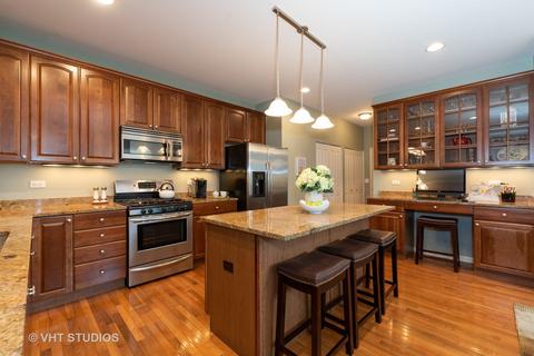 285 Garden Dr, Elgin, IL 60124 photo 7