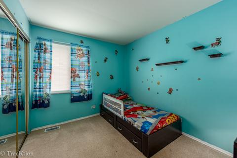 159 Highbury Dr, Elgin, IL 60120 photo 5