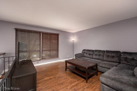 159 Highbury Dr, Elgin, IL 60120 photo 4