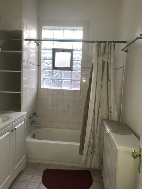 2453 E 73rd St, Chicago, IL 60649 photo 10