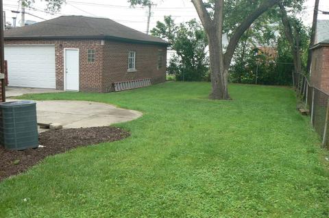 2219 S 20th Ave, Broadview, IL 60155 photo 13