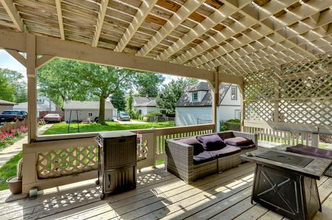 4326 Ruby St, Schiller Park, IL 60176 photo 2