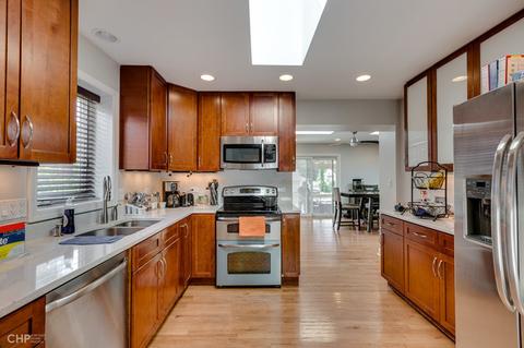 4326 Ruby St, Schiller Park, IL 60176 photo 4