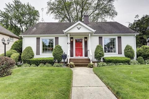111 W Maple Ave, Roselle, IL 60172 photo 1