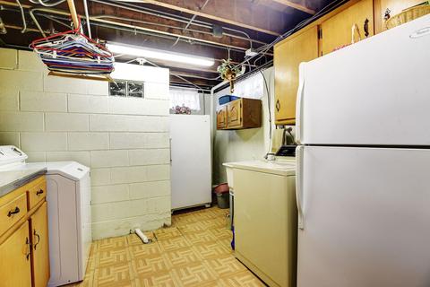 111 W Maple Ave, Roselle, IL 60172 photo 29