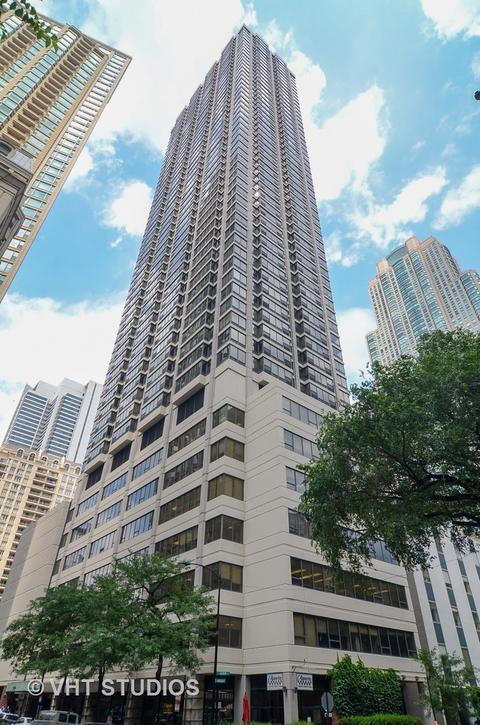 30 E Huron St #1608, Chicago, IL 60611 photo 1