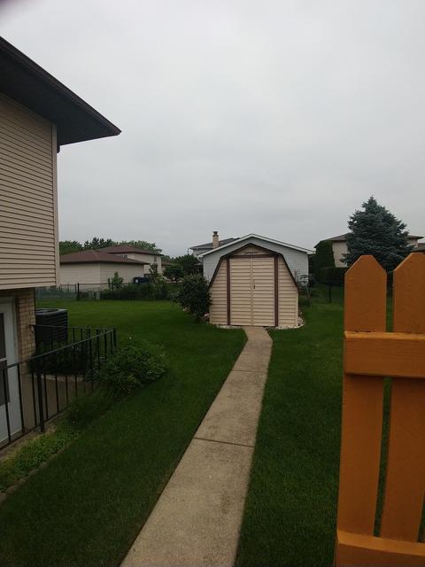 7936 W 80th St, Bridgeview, IL 60455 photo 6
