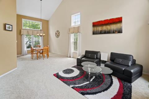 1475 Della Dr, Hoffman Estates, IL 60169 photo 4