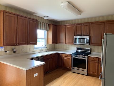 500 Cartwright Trl, Mchenry, IL 60050 photo 2