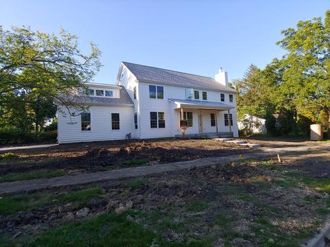 1601 E Willow Ave, Wheaton, IL 60187 photo 2