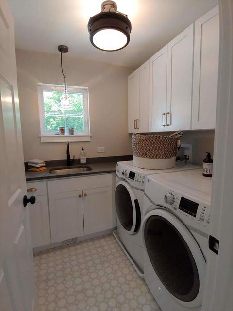 1601 E Willow Ave, Wheaton, IL 60187 photo 14