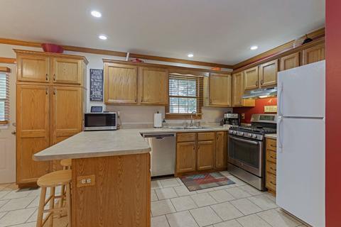 37 Edgewood Ct, Bloomington, IL 61701 photo 11