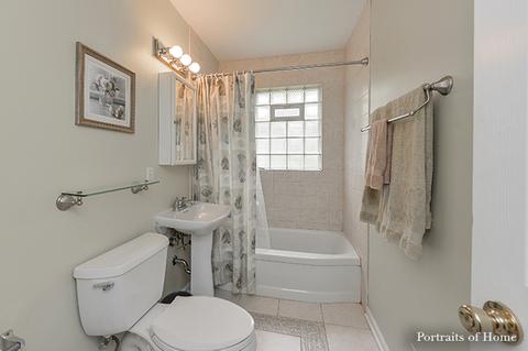 520 E 8th Ave, Naperville, IL 60563 photo 17