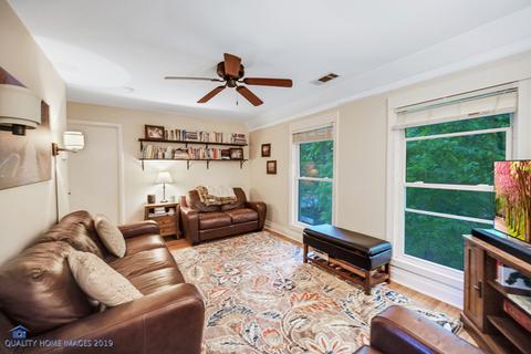 411 S Wheaton Ave, Wheaton, IL 60187 photo 14