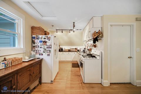 411 S Wheaton Ave, Wheaton, IL 60187 photo 19